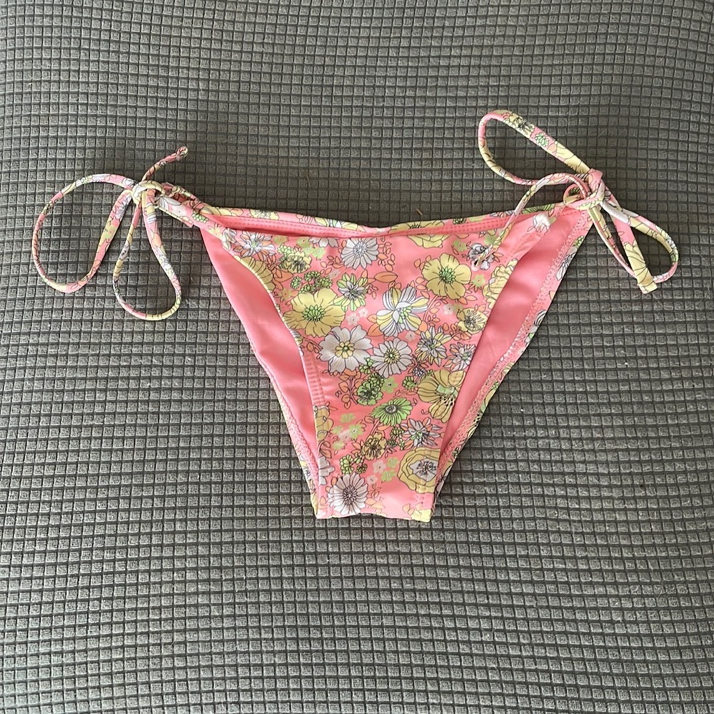 Bathing suit bottom